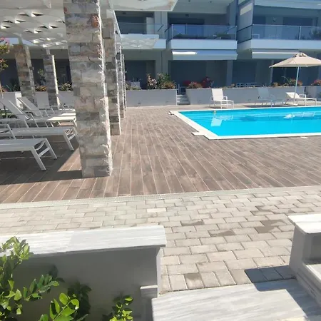 Antigona Apartment *